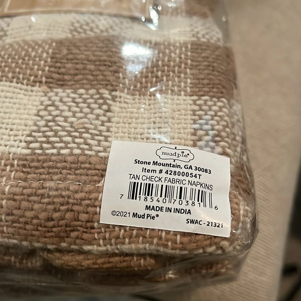 Mud Pie Tan Plaid Napkin Set of Four/NWT